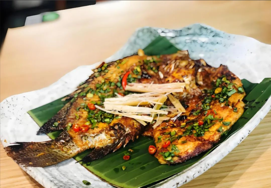 傣味香茅烤魚(西雙版納)
